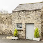 Manor Hotel 3*