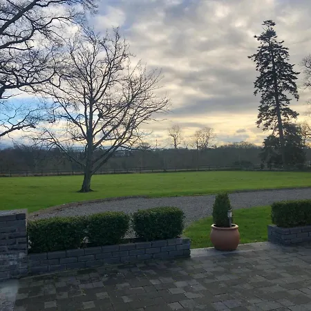 Manor Hotel Leixlip