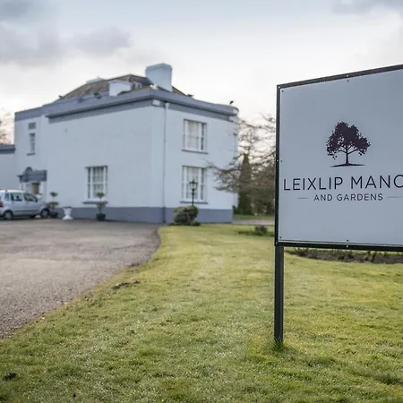 Hotel Manor