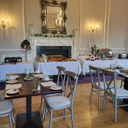 Manor 3*