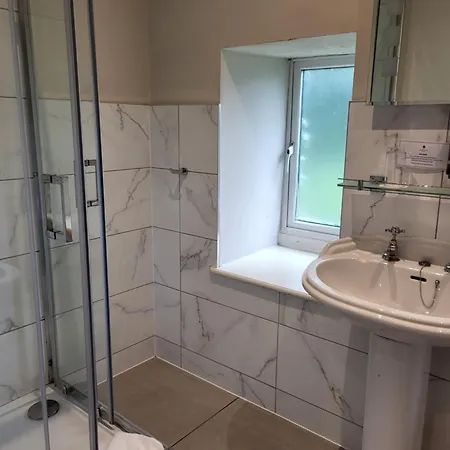 Manor Hotel 3*