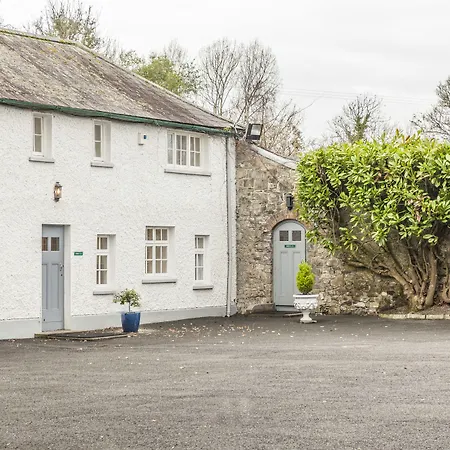 Manor فندق ليكسْليب