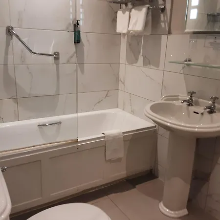 فندق Manor ليكسْليب